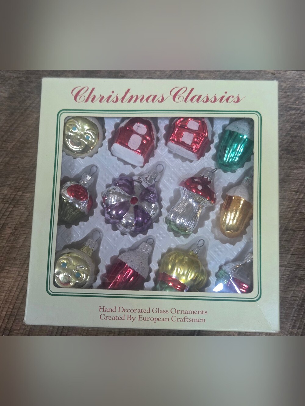 NIB Vintage 12 Hand-Decorated Glass Ornaments - Bin SS